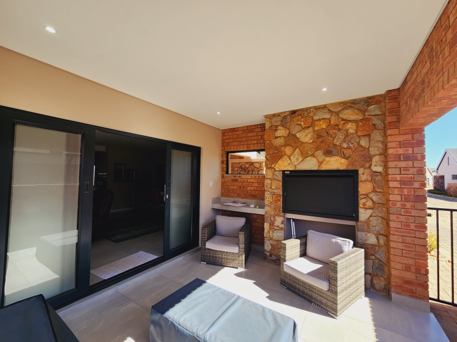 3 Bedroom Property for Sale in De Land Estate North West